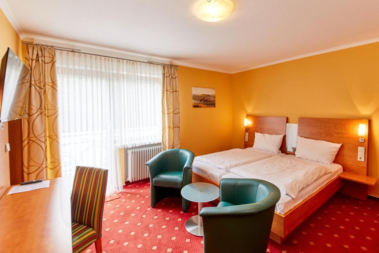Hotel Café Ernst 3*