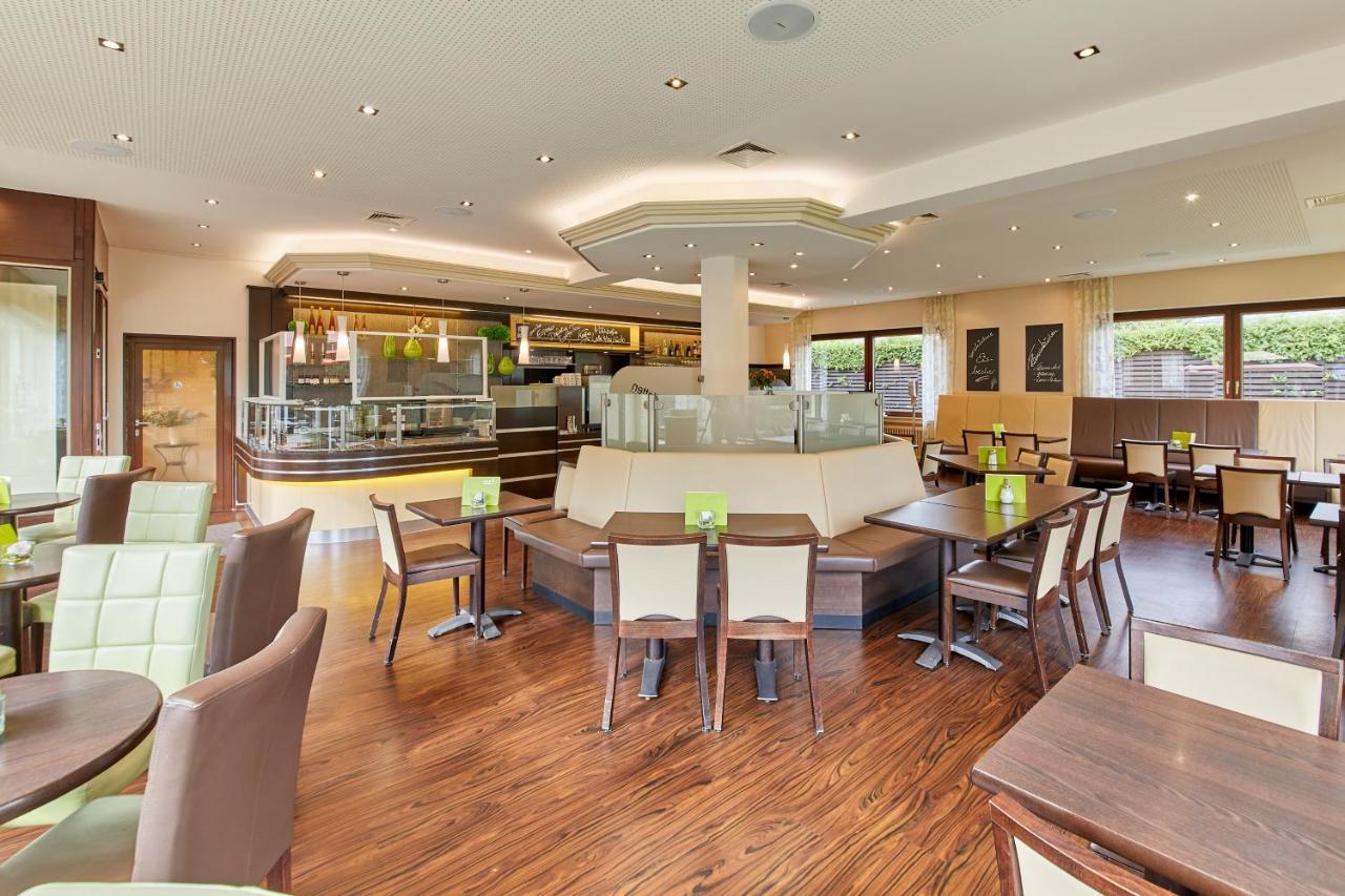 Café Ernst 3*